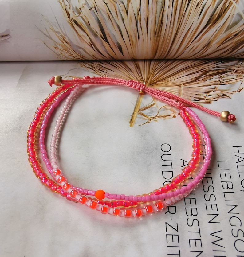 ARMBAND dreireihig Boho Glasperlen Seed Beads rosa pink neon orange Bild 3