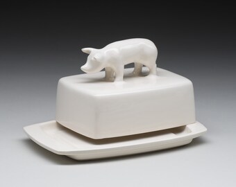 butter dish with pig  "Coutry life"