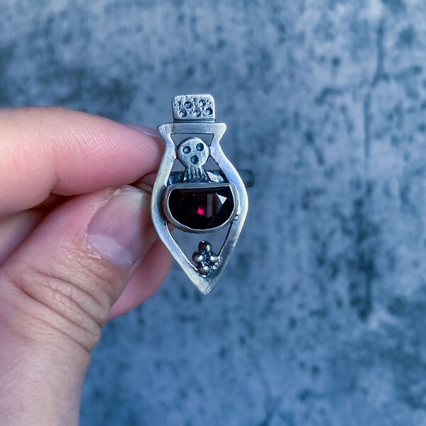 Garnet ring, skull ring, potion bottle ring, skull jewelry, handmade silver ring, garnet jewelry, goth jewelry, witchy jewelry, gift for her