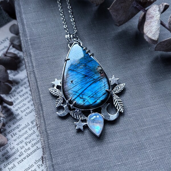 Labradorite pendant, labradorite jewelry, moonstone pendant, rainbow moonstone necklace, celestial pendant, crystal jewelry, moon pendant