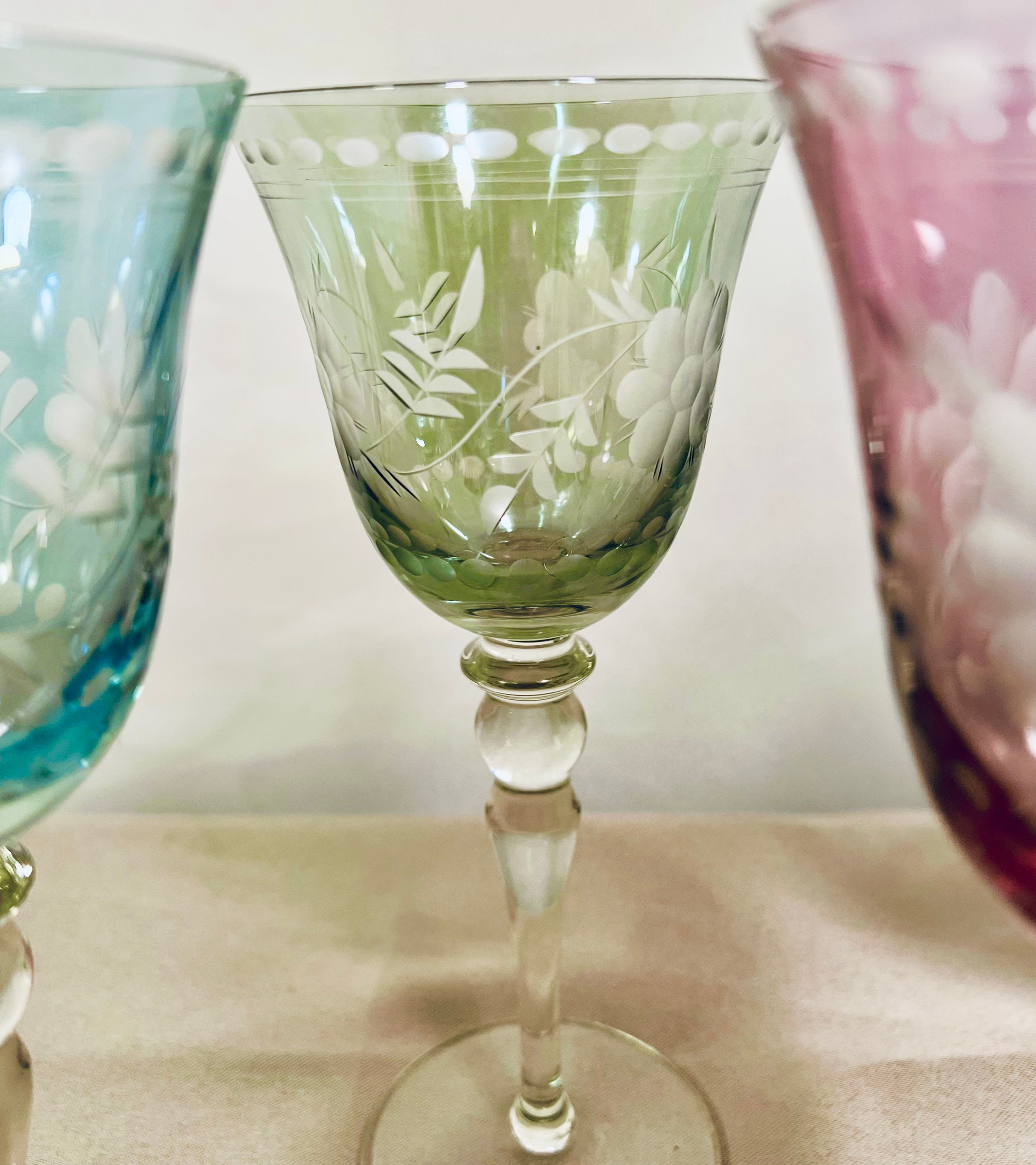 Dionysus Romanian Crystal White Zinfandel Wine Glasses, Set of 4