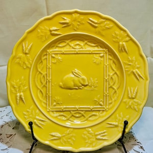 Bordallo Pinheiro Yellow Bunny Plate, 9”