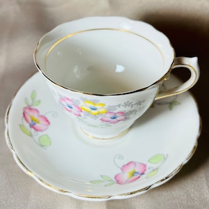 COLCLOUGH Bone China Gold Chintz floral bouquet tea cup and saucer numbered Gold Rimmed made in Longton England Vintage teacup