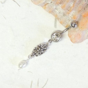 Pearl Dangle Belly Ring, Belly Button Jewelry, Dangle Belly Ring, White Pearl Belly Ring, Bridal Body Jewelry