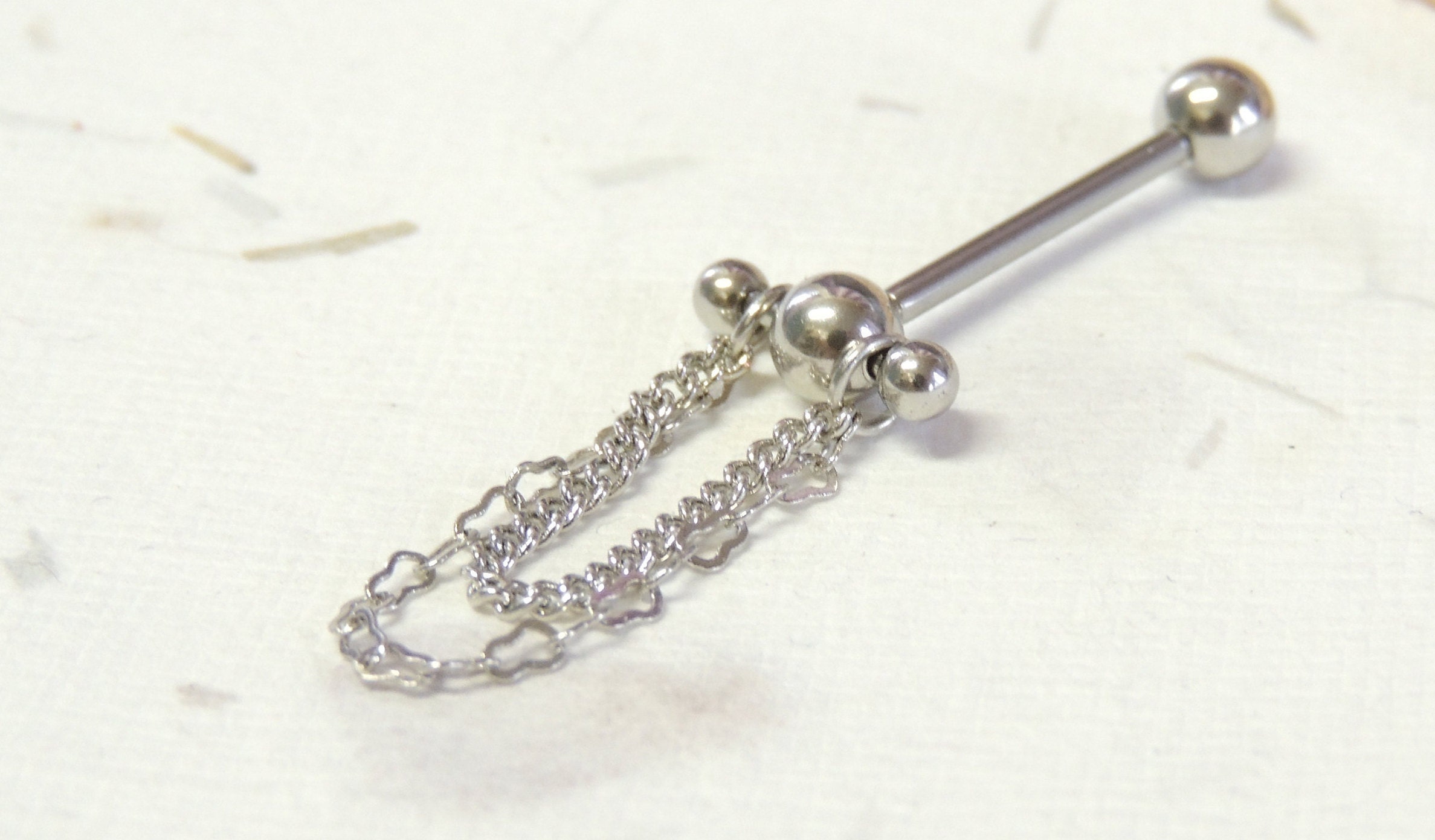 Chain Dangle VCH Vertical Hood Piercing, Vertical Clitoral Hood