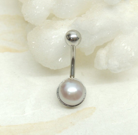 Pearl belly 2024 button ring