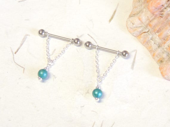 316L Surgical Steel Pearl and Flower Beads Art Dangle Nipple Ring Barbell 316L Surgical Steel Pearl and Flower Beads Art Dangle Nipple Ring Barbell