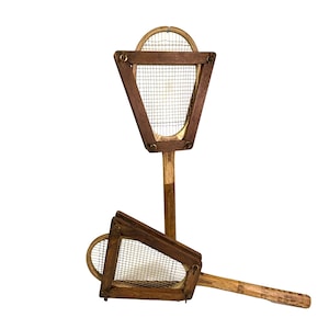 Französische Paris antike PAIR Tennisschläger G. Louvet 1900 jeweils mit Holzpresse