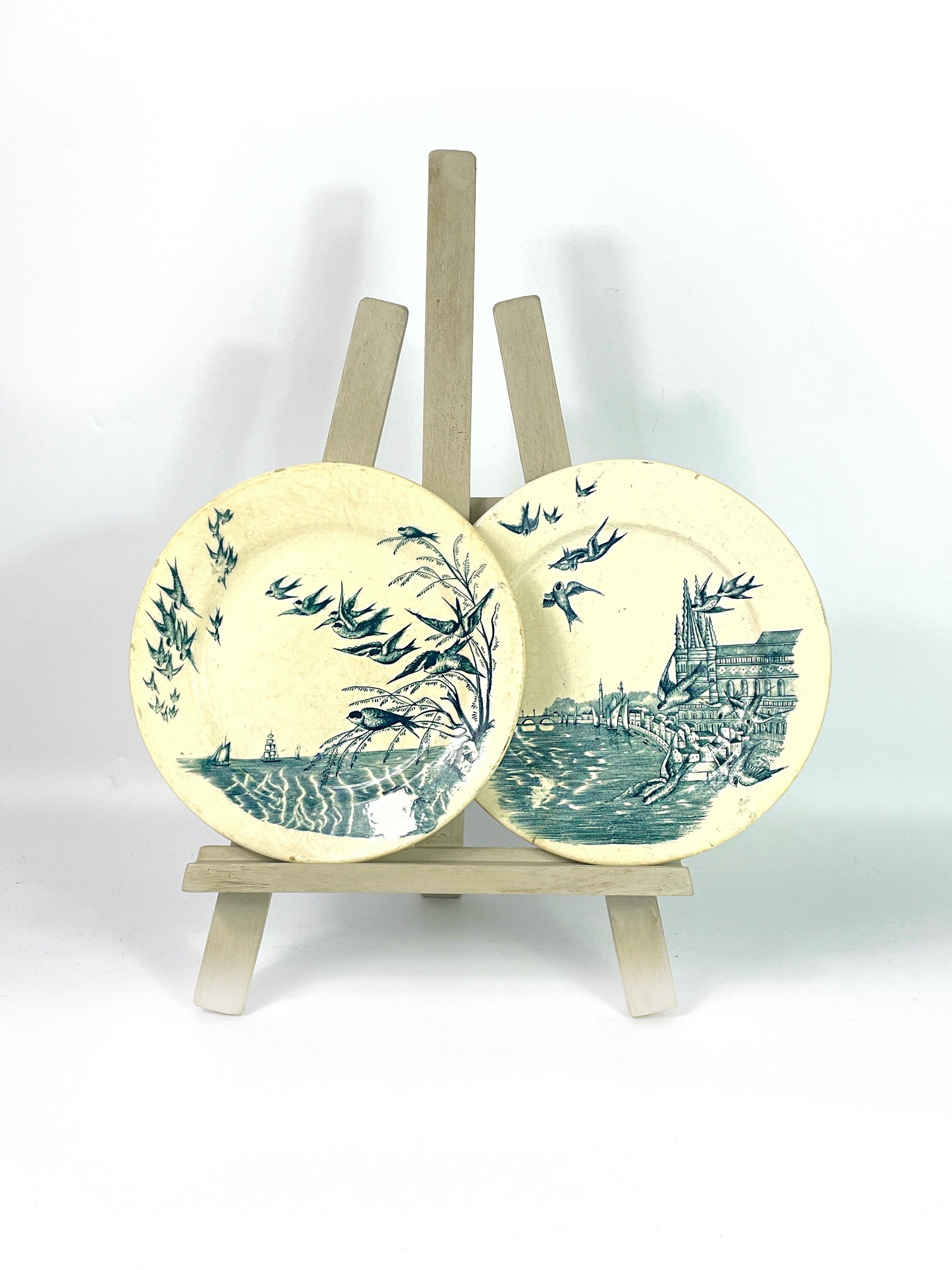 Deux/2 Français Antique Ironstone Terre de Fer Plaques Faïence Hirondelle Années 1800