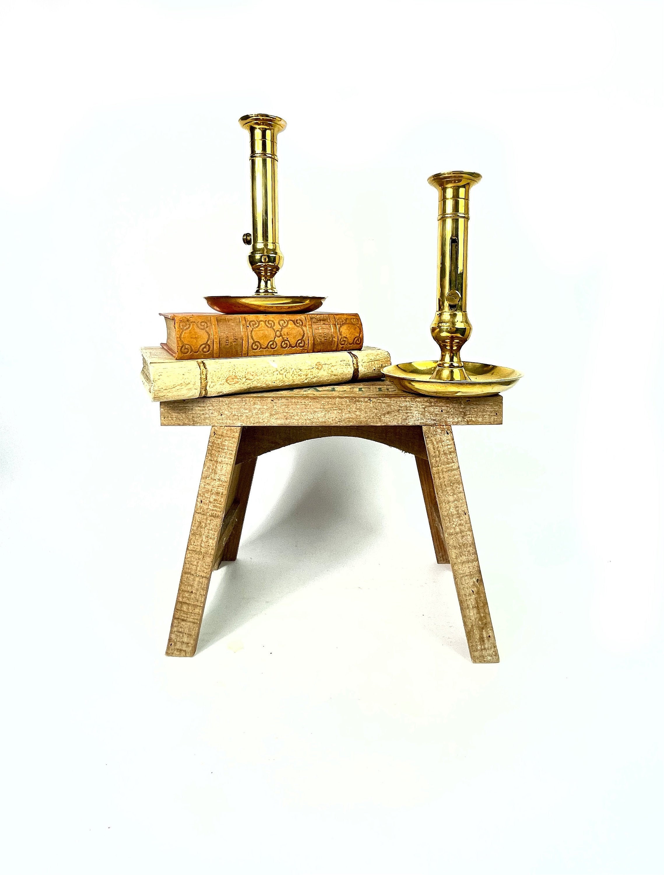 Paire de Bâtons Antiques Français'éjecteur Bougie en Laiton avec Des Bases Soucoupe