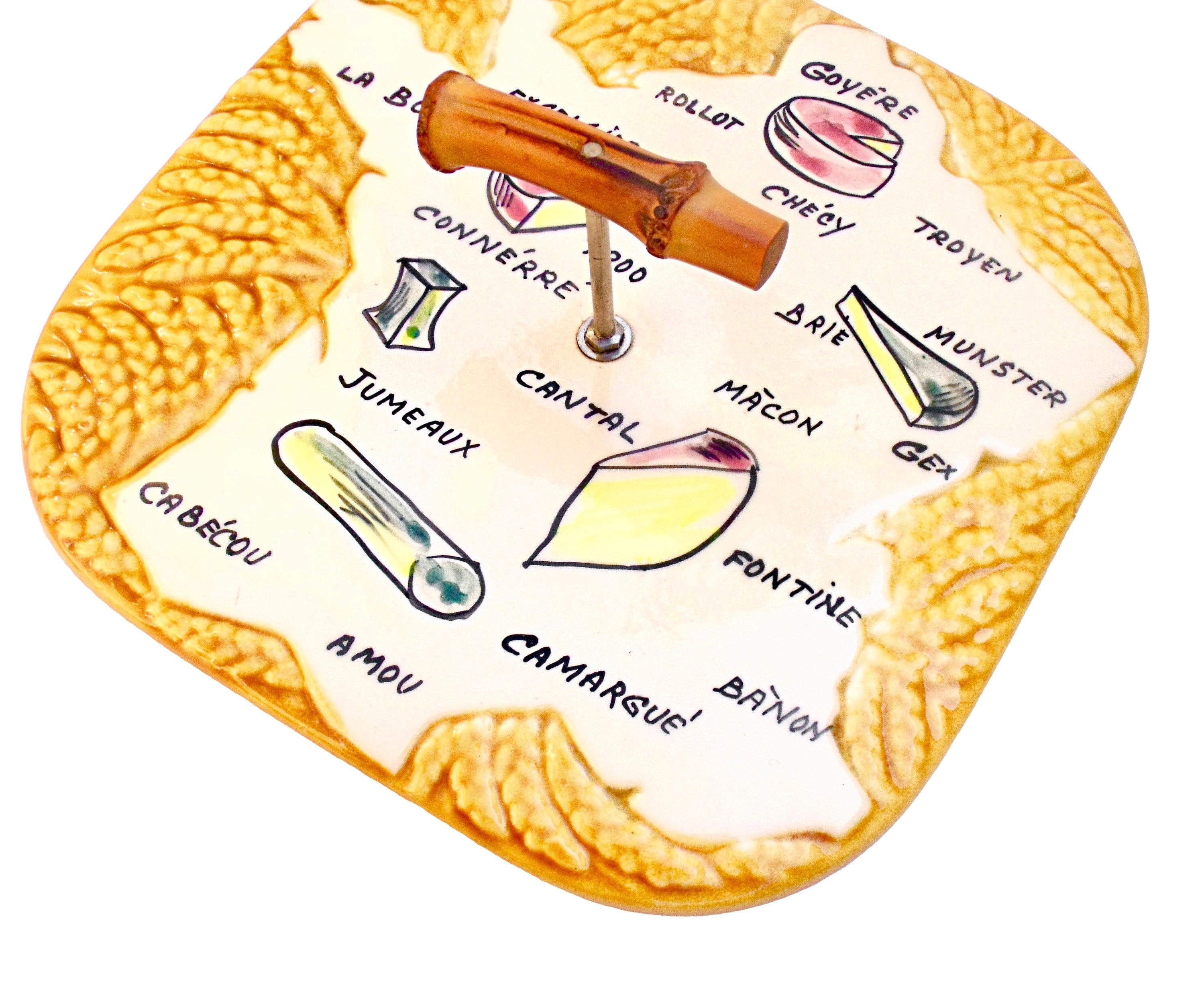 Français Majolica Cheese Fromage Platter Carte de France Glaçure Jaune d'or avec Poignée en Bambou -