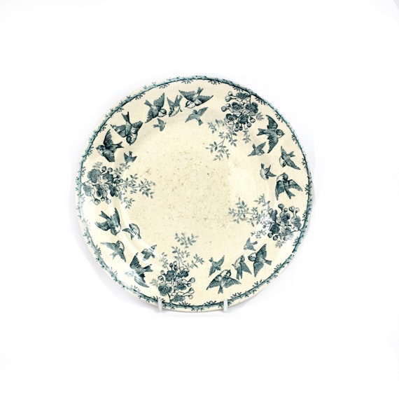 Stunning Rare Choisy le roi HB Cie Faience Oiseaux Birds Hand painted Footed Cake Compote Fruit Plate Terre de fer