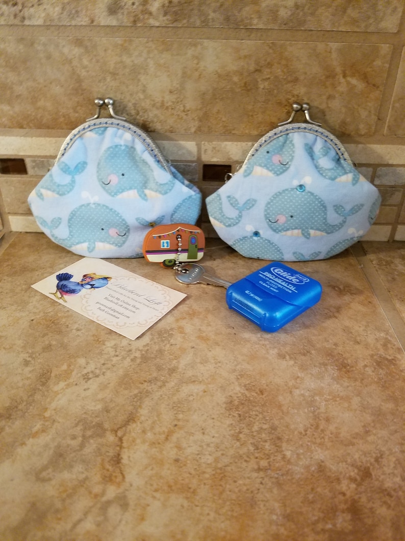 Small Fabric Coin Purse with Whale Print /& Kiss Clasp