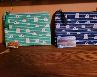 Small Zippered Bag with Otter Print