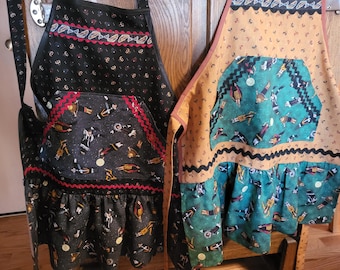 Alaskan Kuspuk  Full Apron with First Nation Women Print