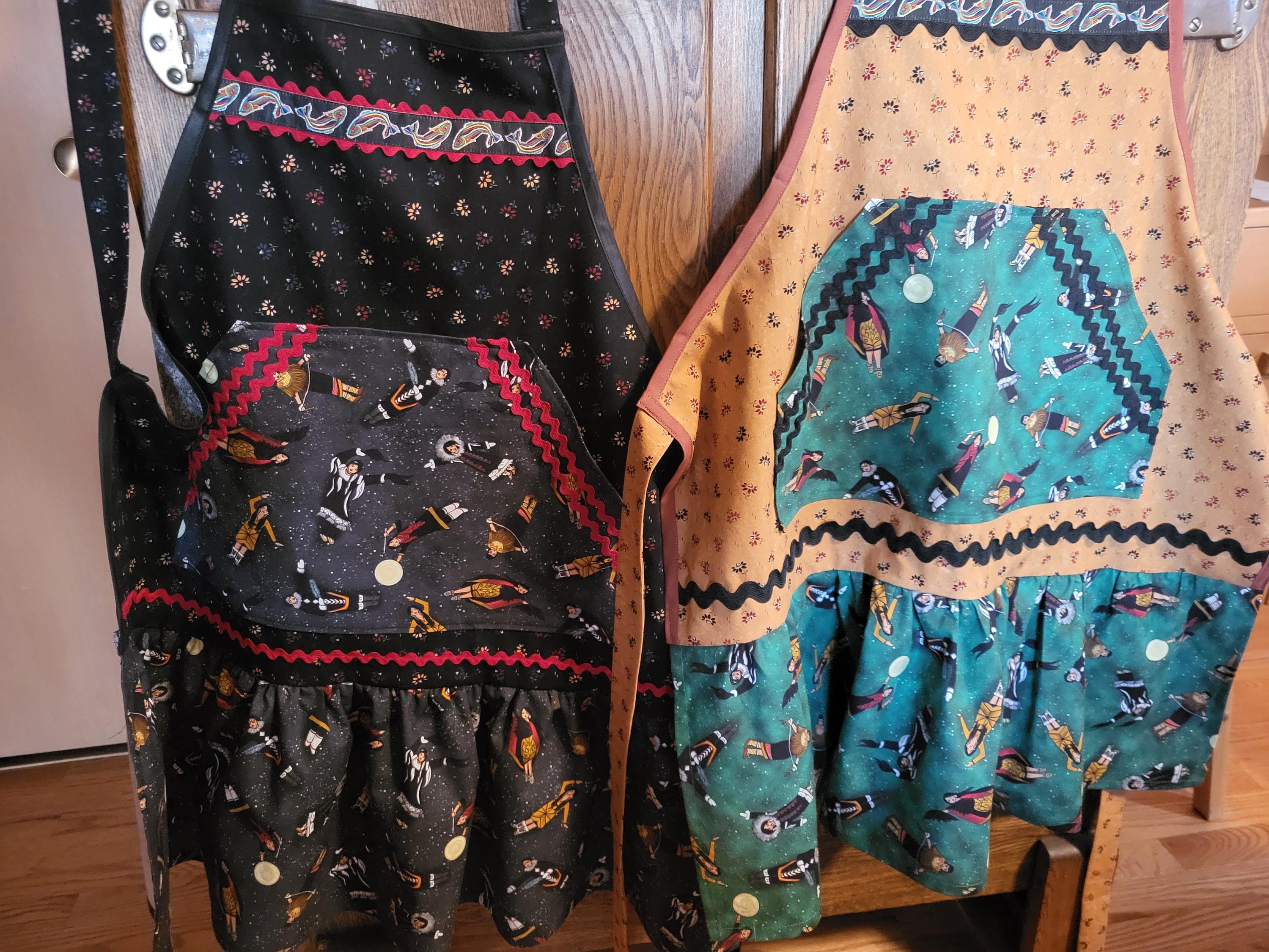 アイヌ　エプロン Alaskan Kuspuk Full Apron With First Nation Women Print - Etsy