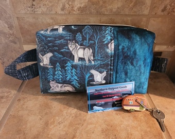 Boxy Zippered Pouch/Bag with Wolf Print