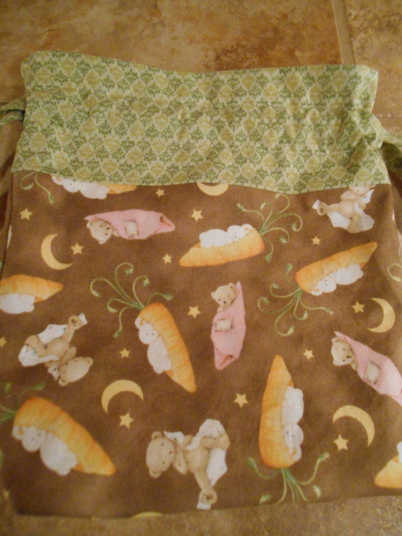 Lined Drawstring Bag with Little Bunnies /& Bears Print