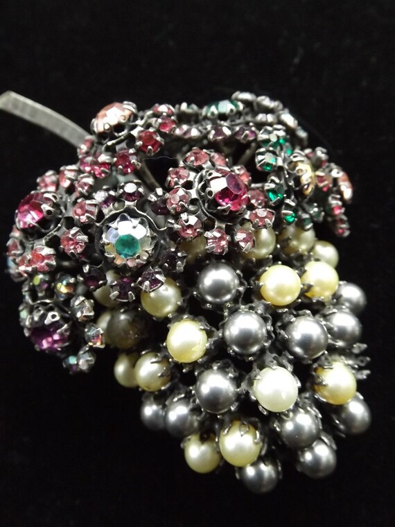 Glorious VENDOME Grape Cluster Rhinestone and Pear