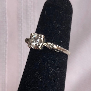 Vintage 14K Yellow and White Gold 1/5 Carat diamond ring