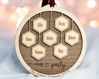 Décoration de Noël D&D personnalisée | Bouleau de la Baltique et noyer noir gravés