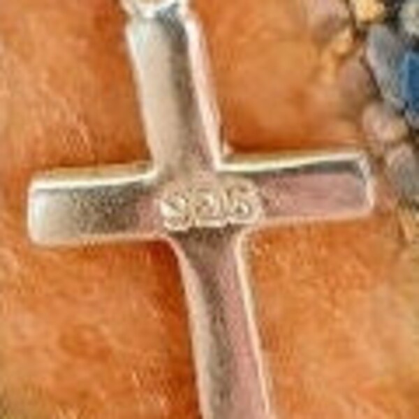 Dainty Pretty Fine Sterling Silver Chain with side way Cross Free Shipping