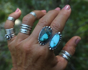UNIQUE TURQUOISE RING, Split Ring, Open Shank Ring, Two-Toned Blue Color, Southwest Style Turquoise Jewelry, Adjustable Band, Cowgirl Chic