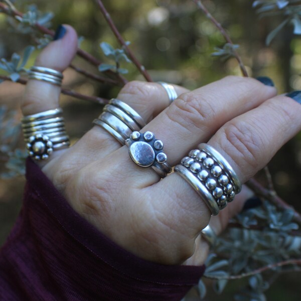 DOG PAW RING, Silver Pawprint Ring, Dog Lover Jewelry Gift, Jewelry for Dog Lovers, Handmade Sterling Silver Rings for Her, Dog Paw Jewelry