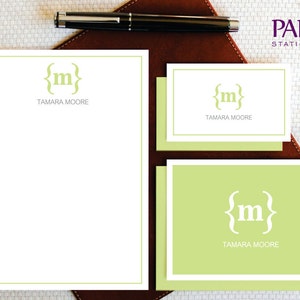 Papeterie Monogram, ensemble stationnaire personnalisé, cartes de notes PARENTHESIS MONOGRAM + enveloppes + bloc-notes, cadeau de belle-sœur pour elle, MCS013
