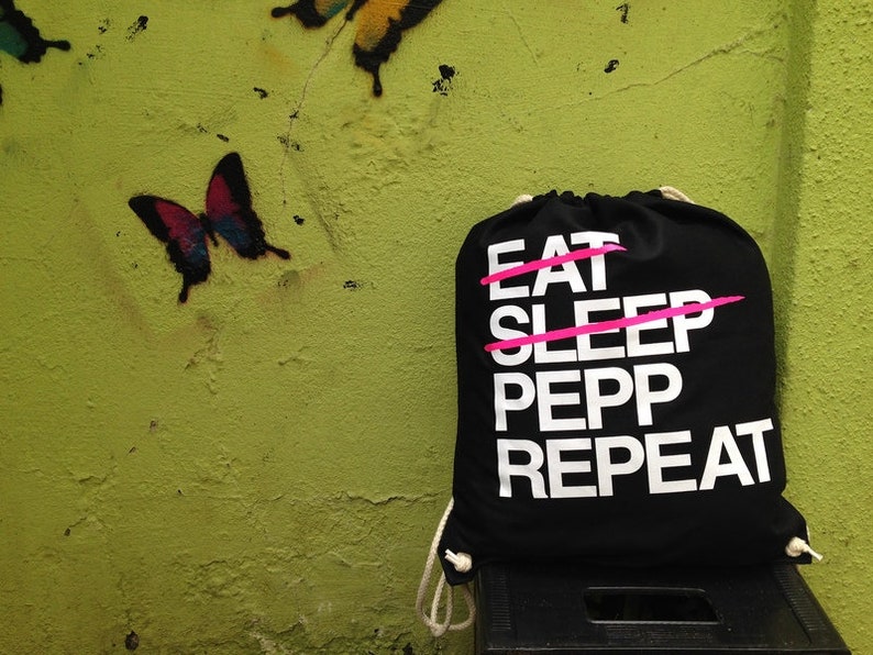 Eat Sleep Pepp Repeat Turnbeutel Bild 2