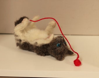 NOW SOLD..needle felted kitten