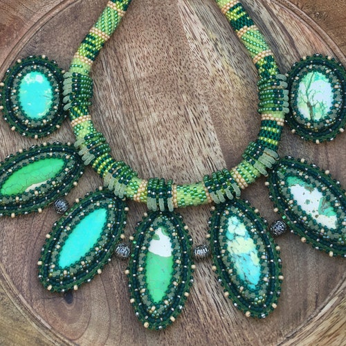Green Beaded Embroidered Necklace, Necklace with Magnesite Cabochons, Crochet with beads Necklace shops