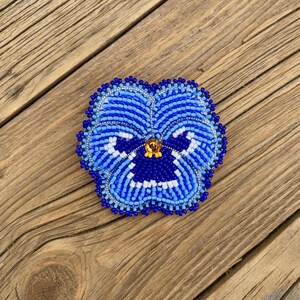 Purple Pansy Beaded Brooch/Pin, Pansy Beaded Embroidered Brooch, Handmade Pansy Pin