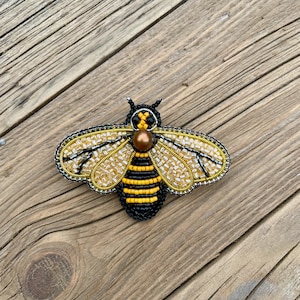 Bee Brooch/Pin,  Beaded Bee Brooch, Insect Brooch
