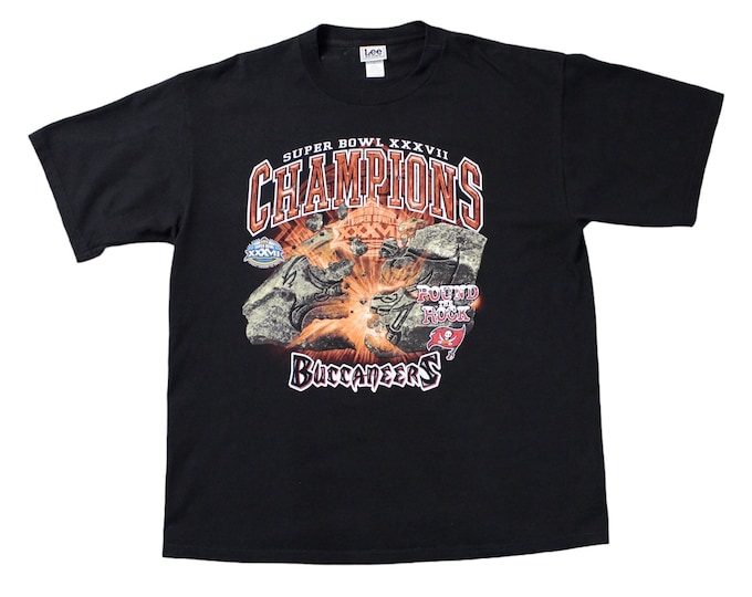 Vintage NFL Tampa Bay Buccaneers T-shirt... Sz XL