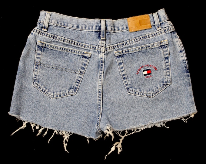Vintage Women's Tommy Hilfiger Denim Jean Shorts... Sz 8