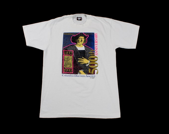 Vintage 1992 Christopher Columbus T-shirt...  Sz large