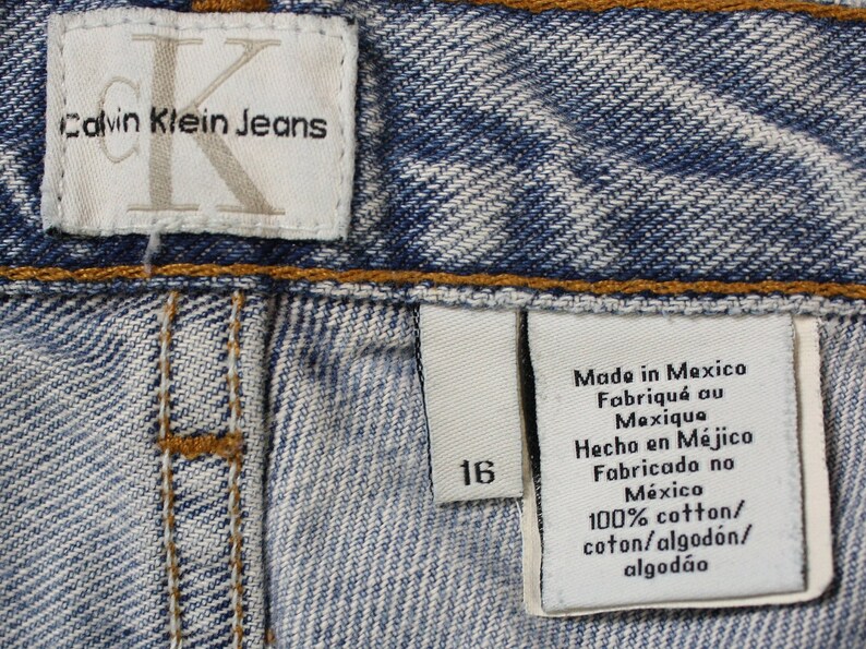 Vintage Women's Calvin Klein Denim Jean Shorts... Sz 16 image 6