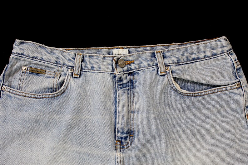 Vintage Women's Calvin Klein Denim Jean Shorts... Sz 16 image 3