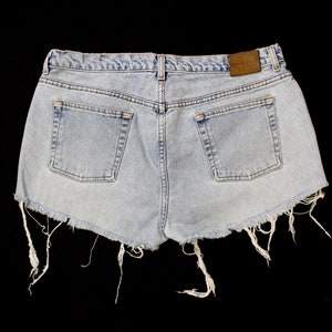 Vintage Women's Calvin Klein Denim Jean Shorts... Sz 16 image 2