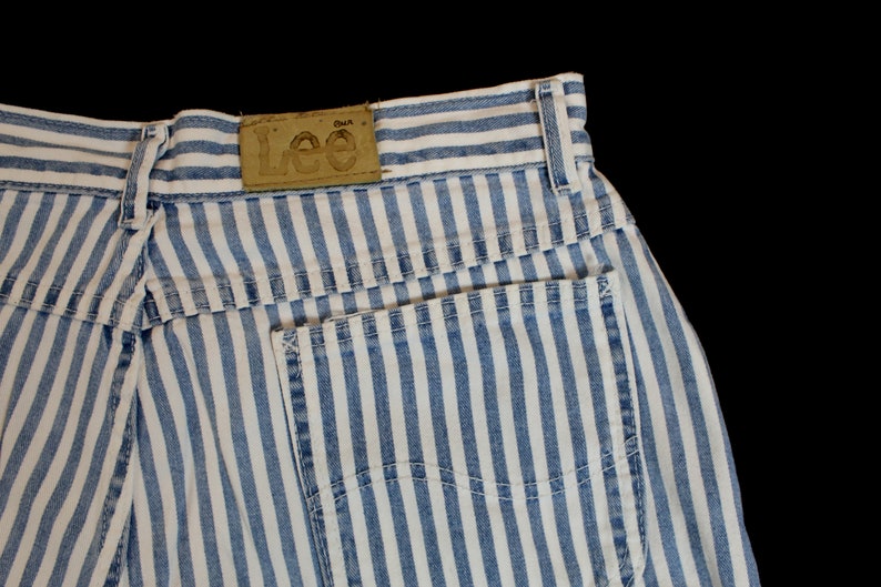 Vintage Lee Women/'s Stripped Jean Shorts...