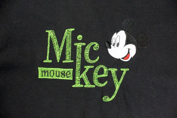Vintage 90s Navy Blue Mickey Mouse Houston Embroidered Disney T-shirt L