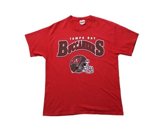 Vintage NFL Tampa Bay Buccaneers T-shirt... Sz. Large