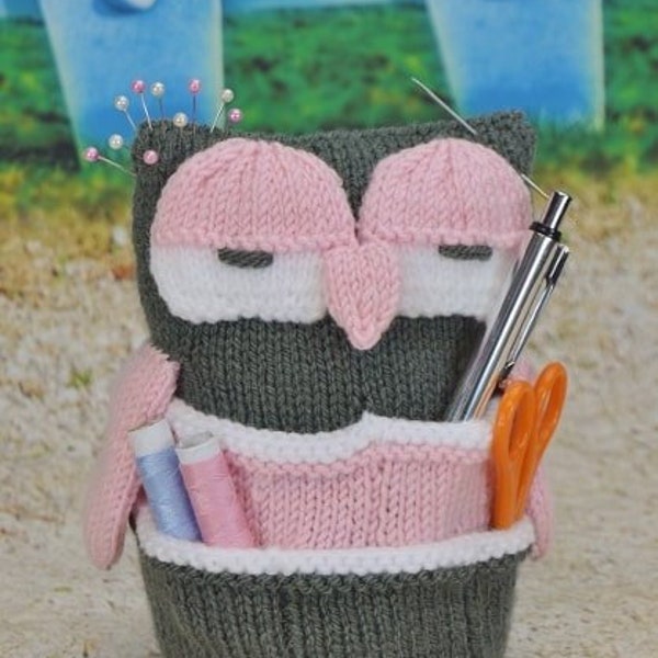 PDF KNITTING PATTERN - Handy Owl Knitting Pattern Download From Knitting by Post. Pdf download