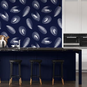 Peel and Stick Seashell Wallpaper – Impressive Navy Blue Wall Mural, Modern Nautical accent, Shell-Inspired Design for Sleek Interiors