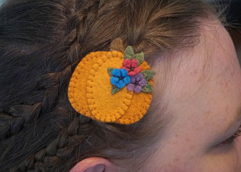 Felt Pumpkin Hair Clip, Wool Felt Halloween Barettt, Thanksgiving Pumpkin Ready to Ship image 2