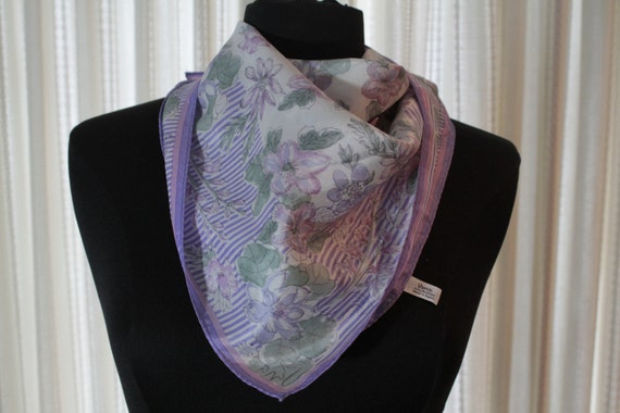 Vtg Vera Neumann Ladybug Signature Scarf Acetate Purple  display picture 3