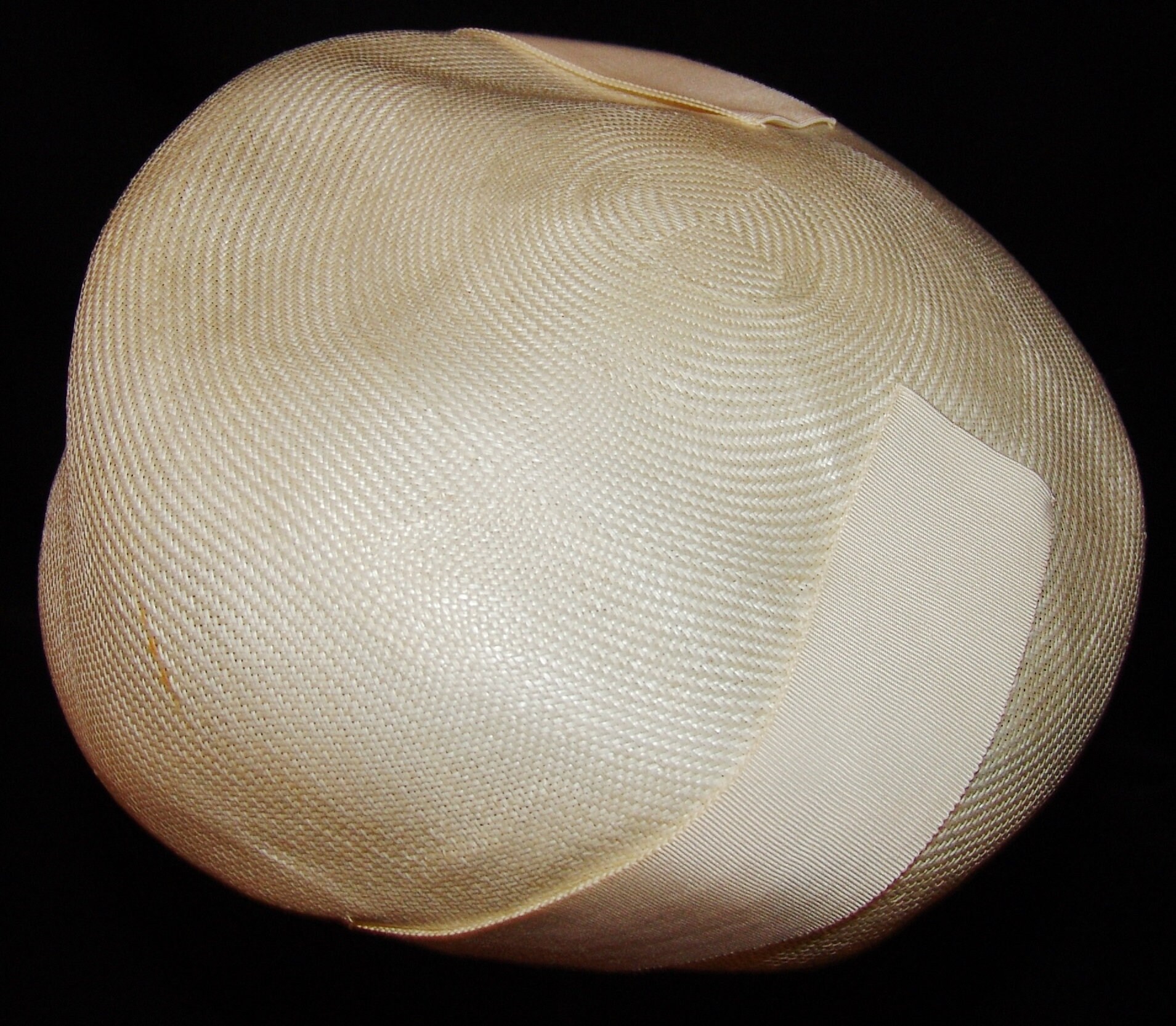 Herbert Bernard New York Womens Vtg Pillbox Hat 22 1/2 White 