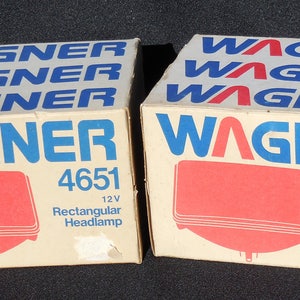 NIB Vtg Headlamps Headlights Wagner 2 pcs # 4651 NOS New Old Stock 12 V Head Lights Car Part Parts