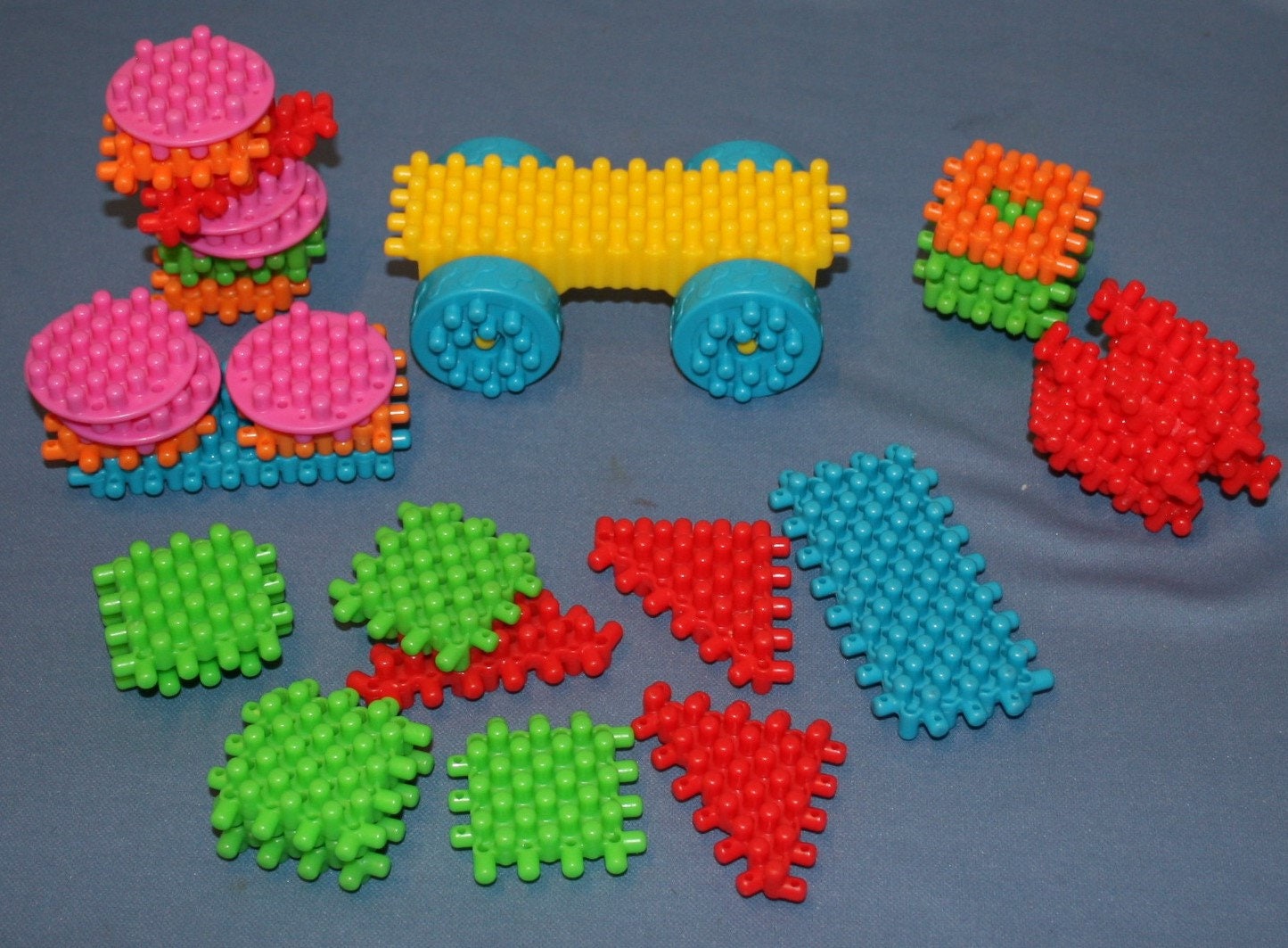 Playskool Clipo Blocks Toys 33pcs Preschool Building Pretend Play Colorful  Toy 
